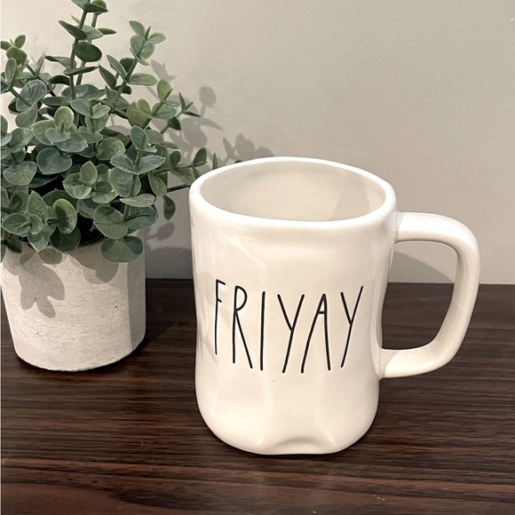 RAE DUNN FRIYAY MUG - Picture 1 of 1